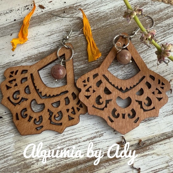 Alquimia Brown Wooden Earrings - Picture 1 of 2